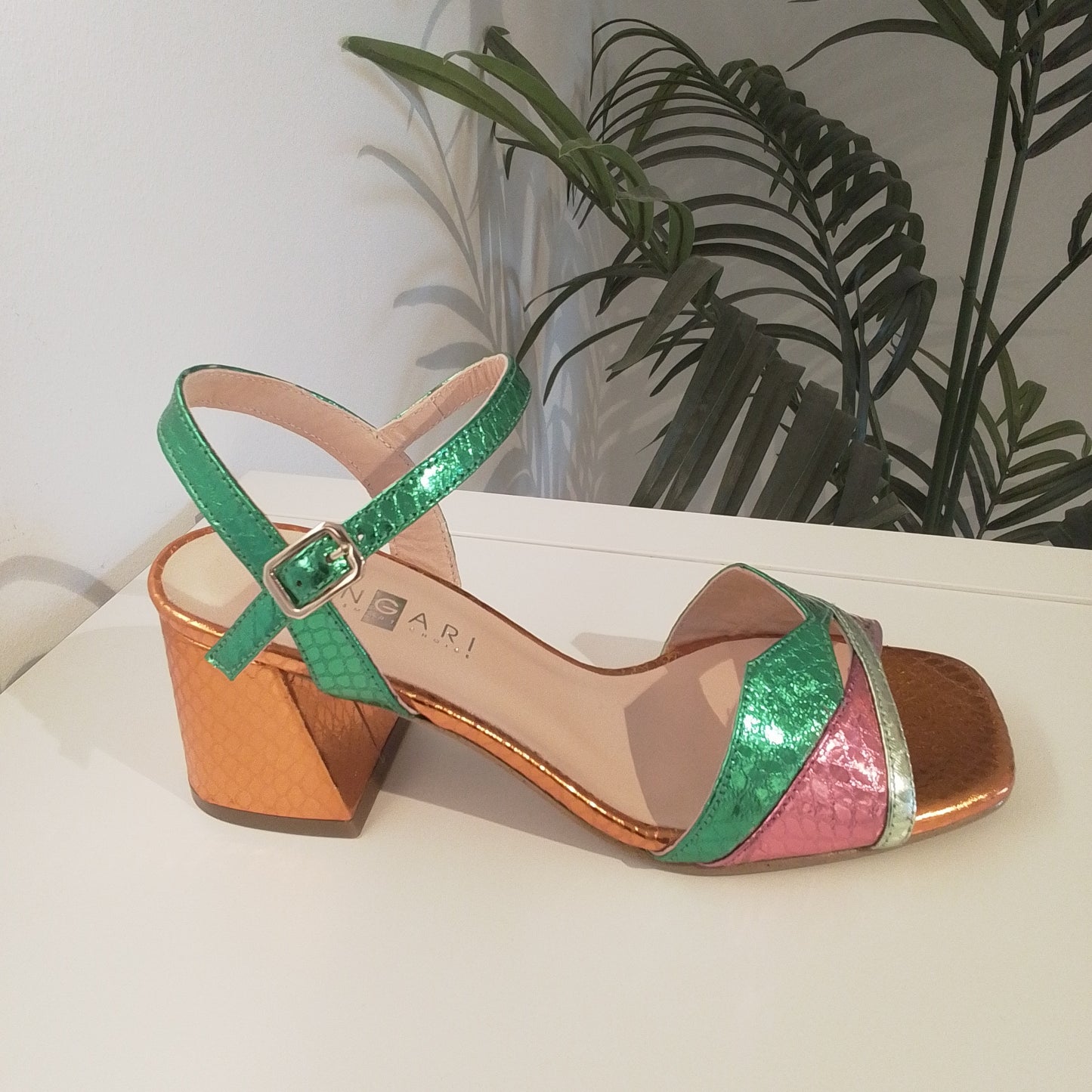 48358-V24 metal/naranja ANGARI