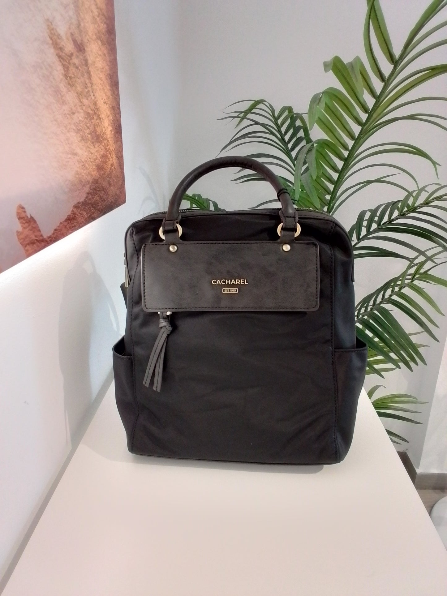 HD252232-IN25 MOCHILA NEGRO CACHAREL