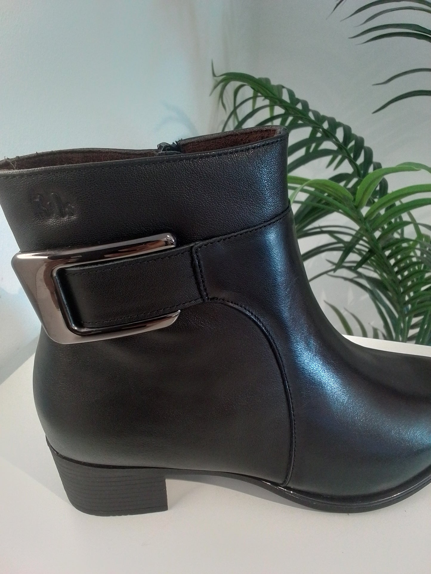 4419-IN25 NEGRO TREINTAS