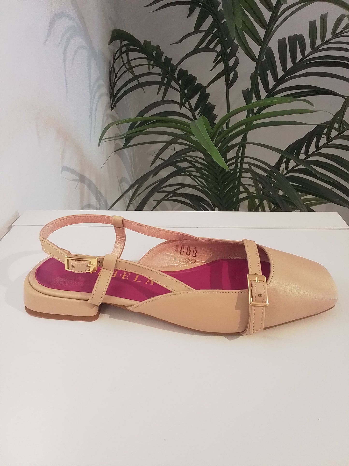 25006-V25 BEIGE DANIELA
