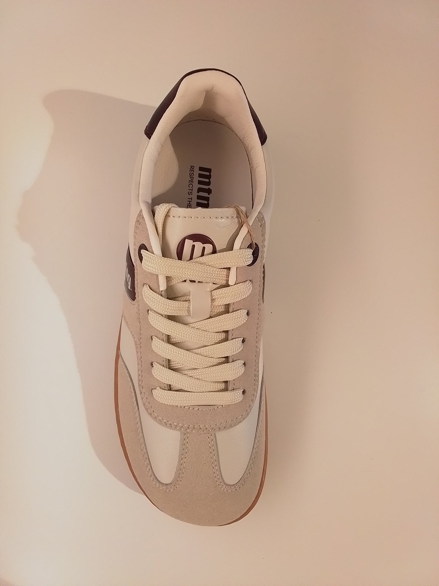 60902-IN25 BAREFOOT ARIA BURDEO BLANCO MUSTANG FREE