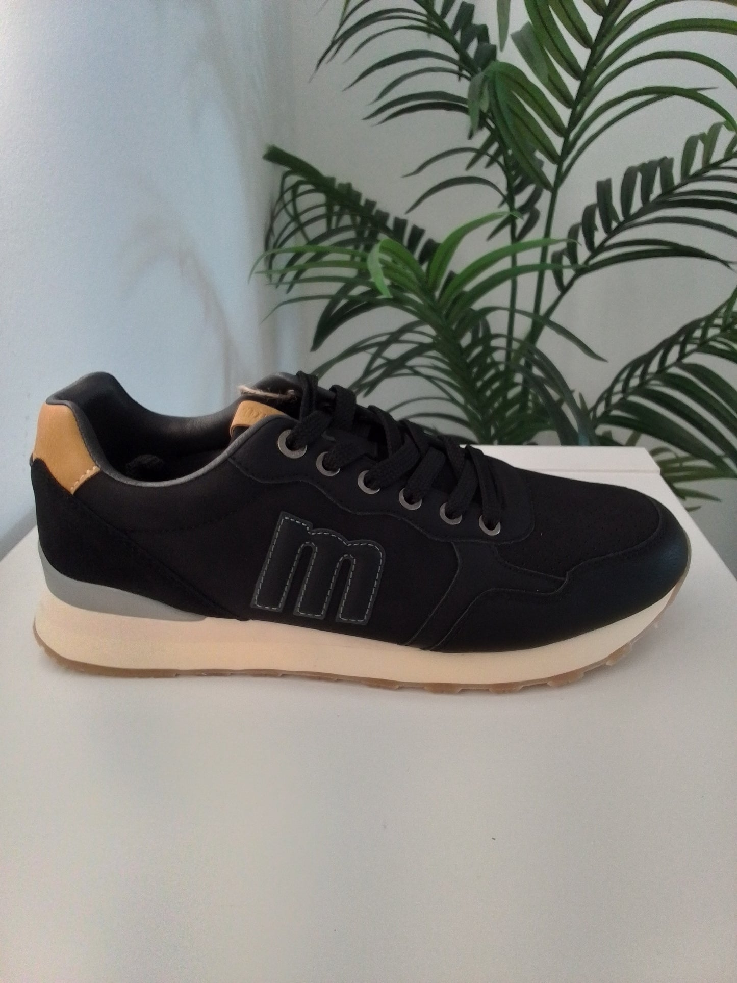 84755-V25 PORLAND NEGRO MUSTANG
