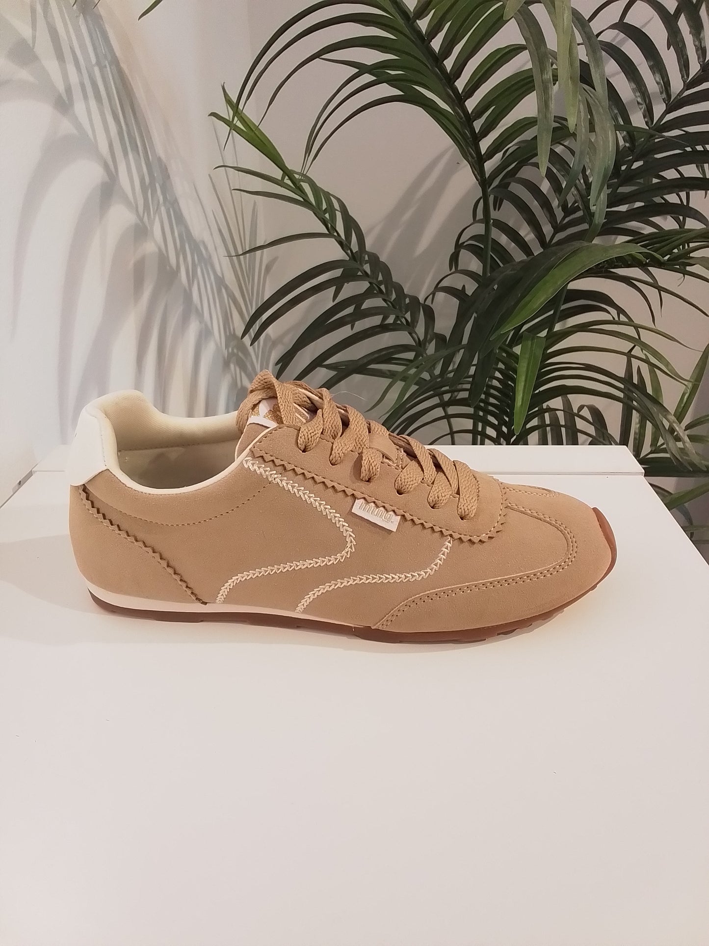 60951-V26 ARENA MUSTANG