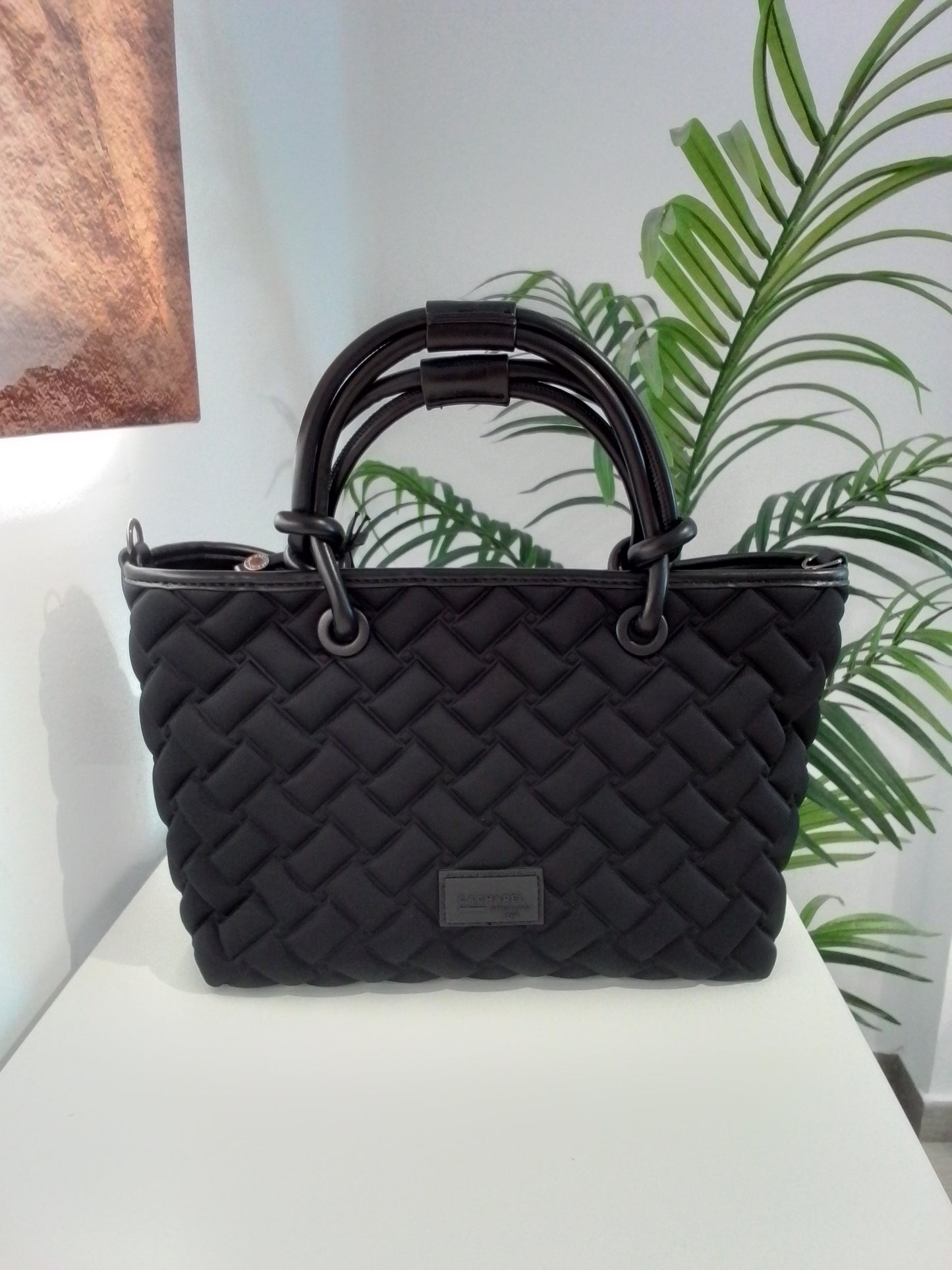 CM252053-IN25 NEGRO CACHAREL