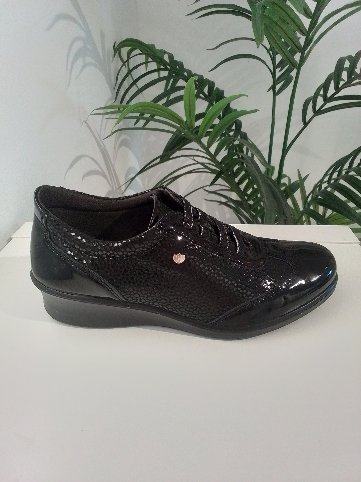 LA21861-IN25 NEGRO LAURA