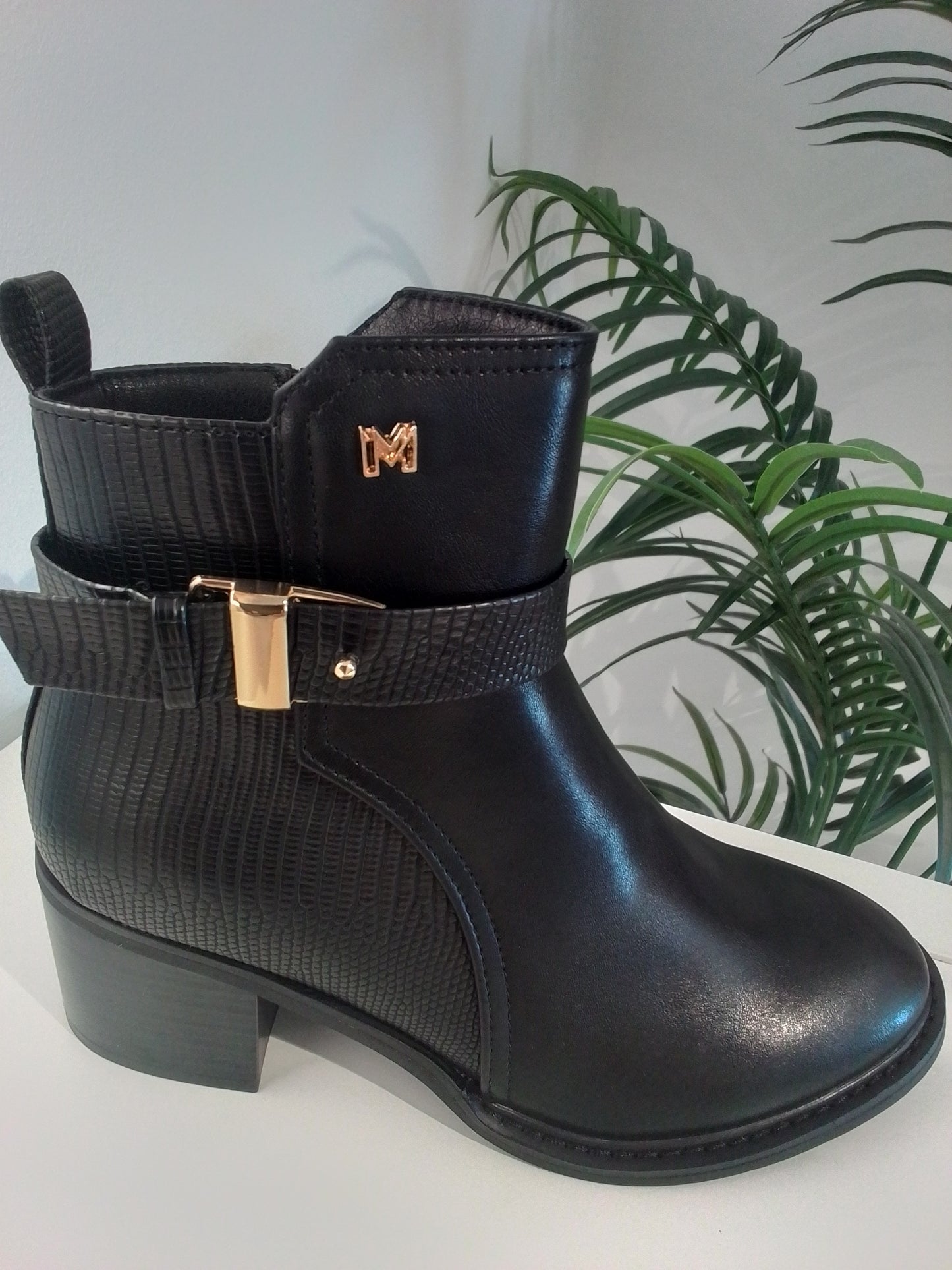 63600-IN25 NEGRO MARIAMARE