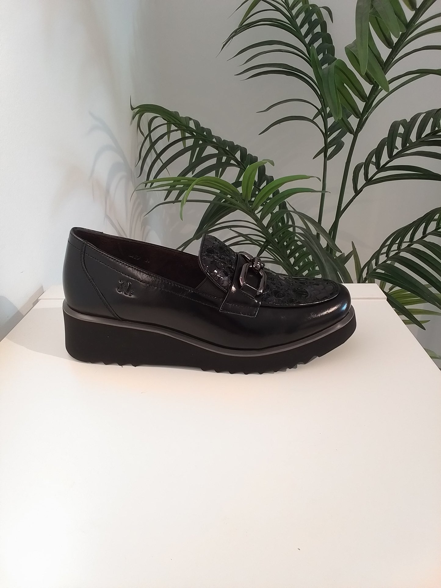 4422-IN25 NEGRO TREINTAS