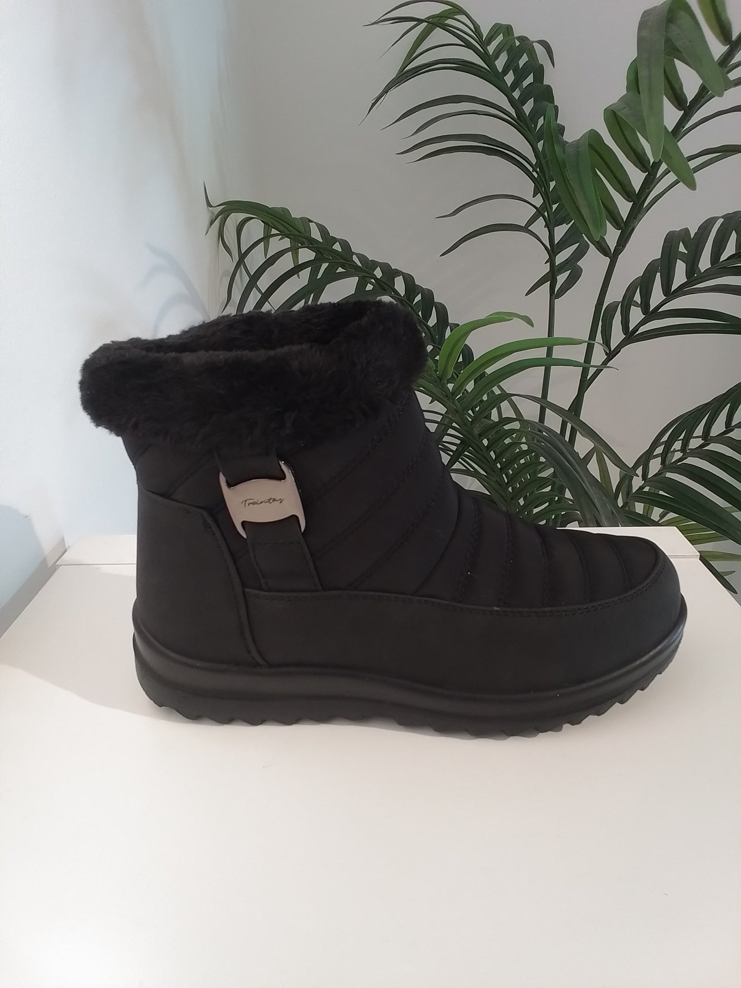 L4465-IN25 NEGRO TREINTAS