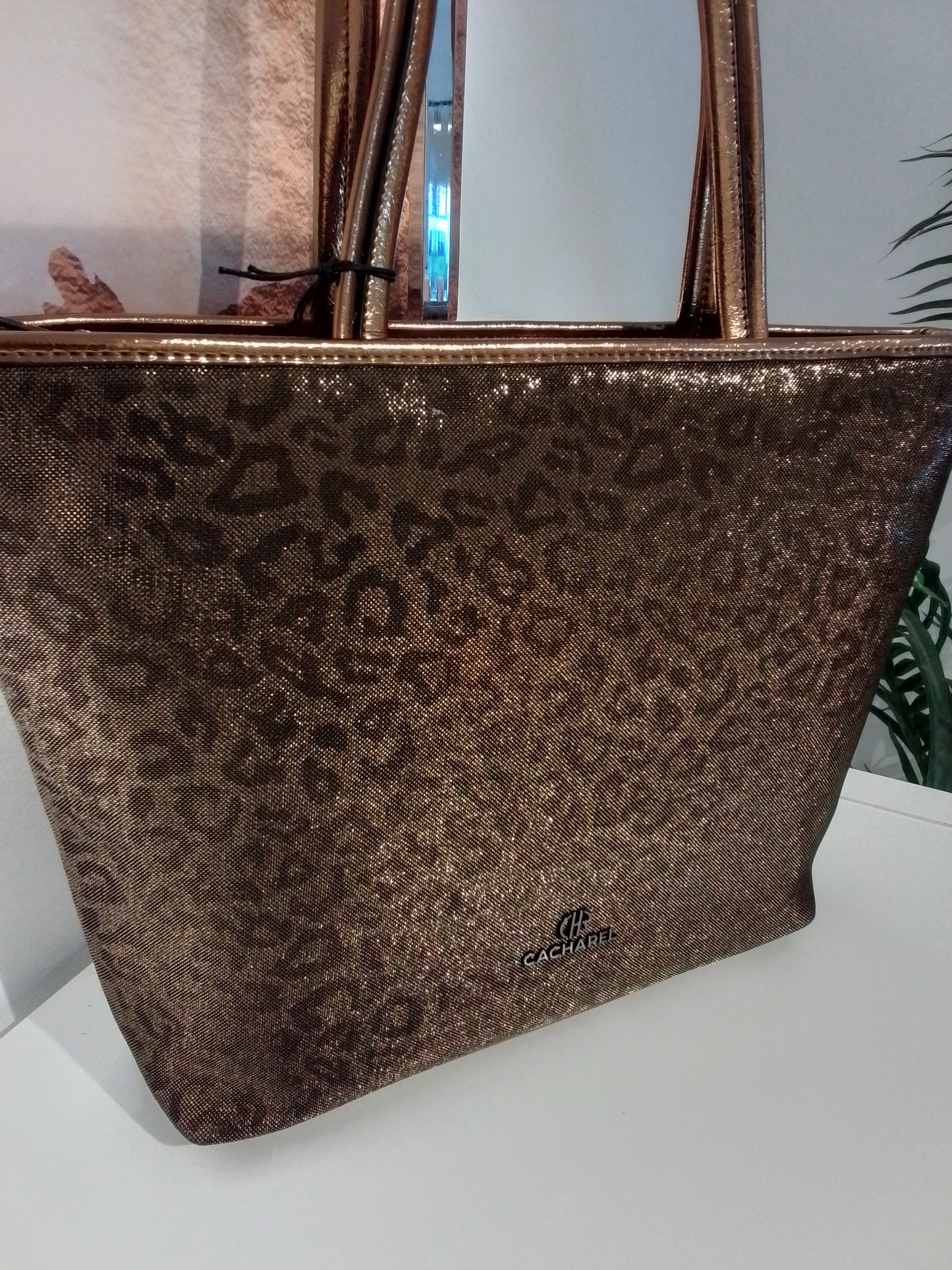 CL252055-IN25 COBRE CACHAREL