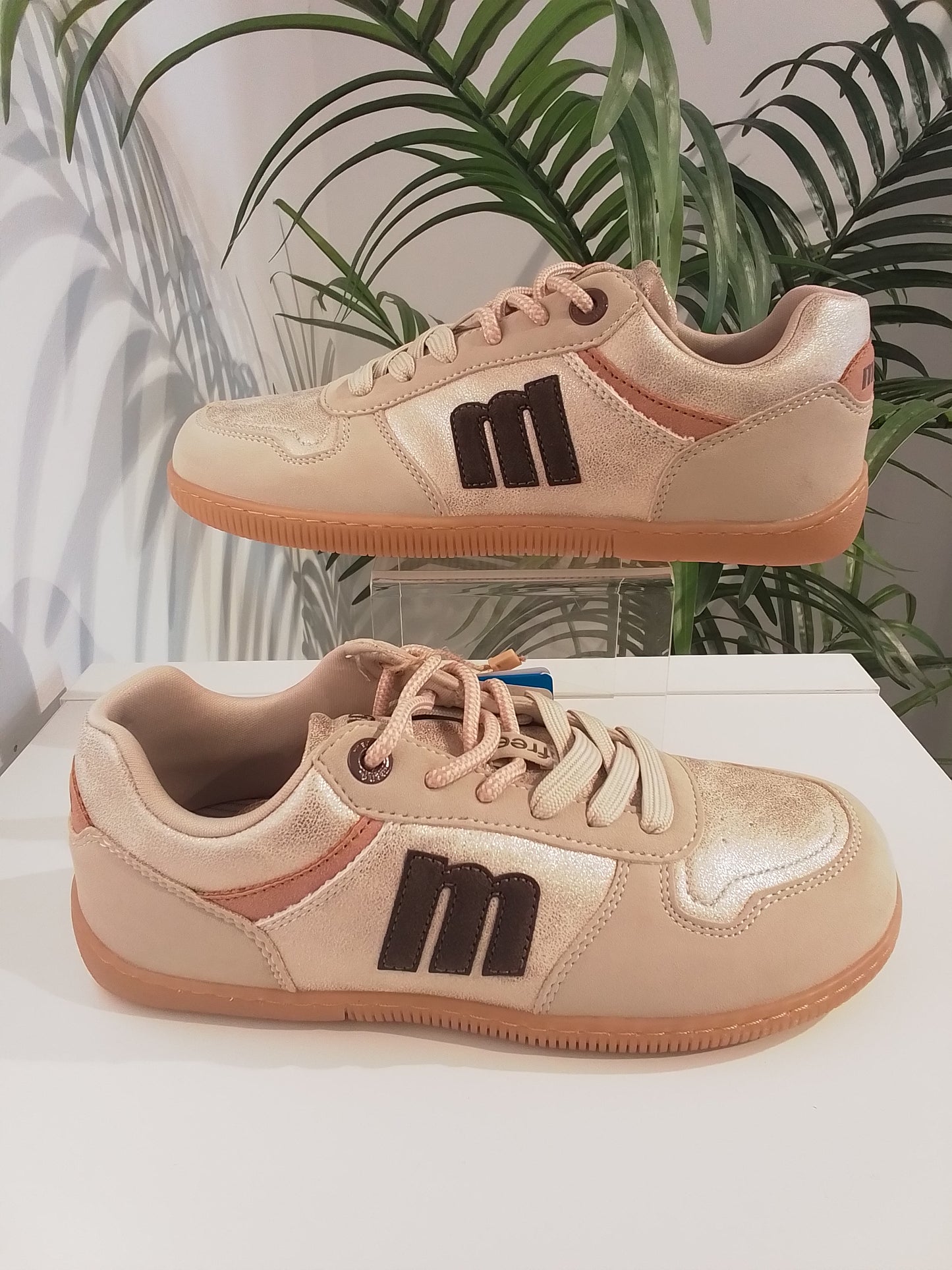 60840 ORO MUSTANG BAREFOOT