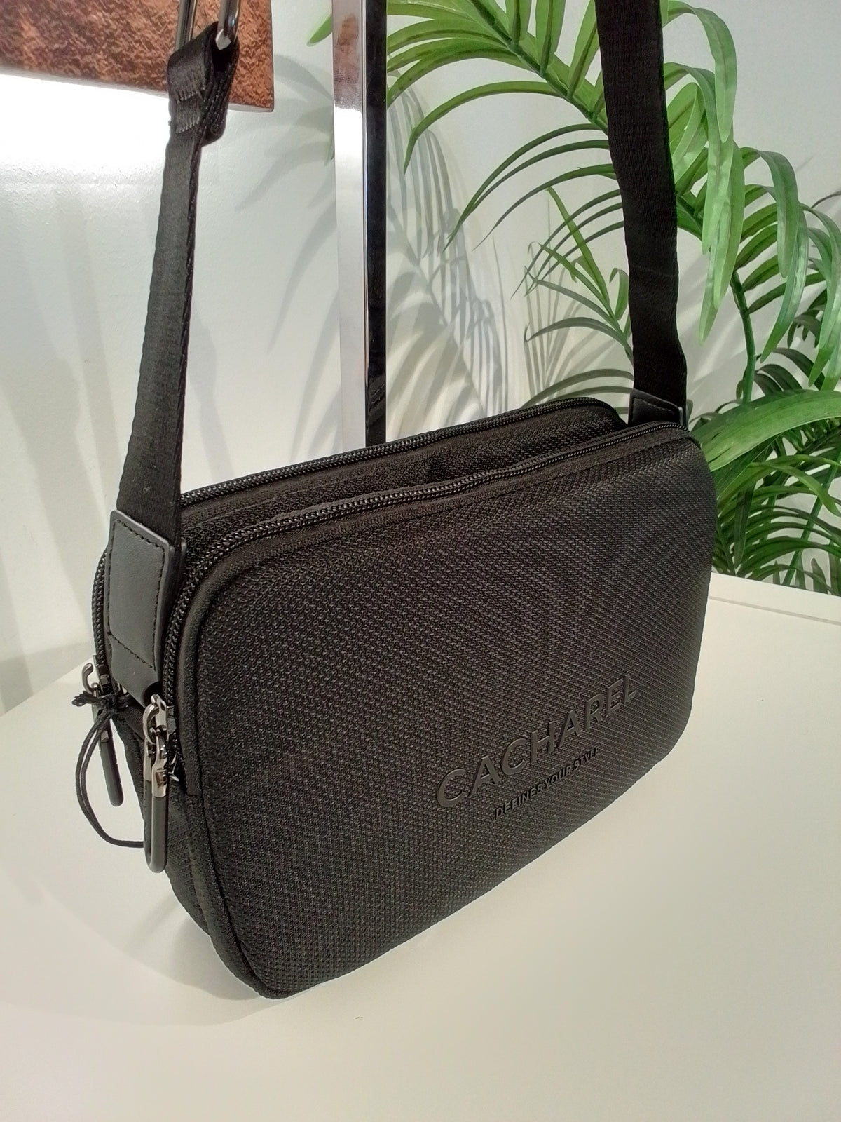 CK262050 NEGRO CACHAREL