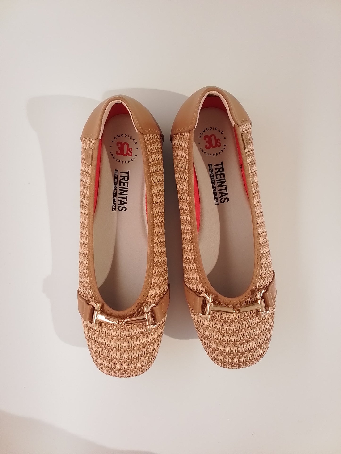 L4362-V25 CUERO TREINTAS