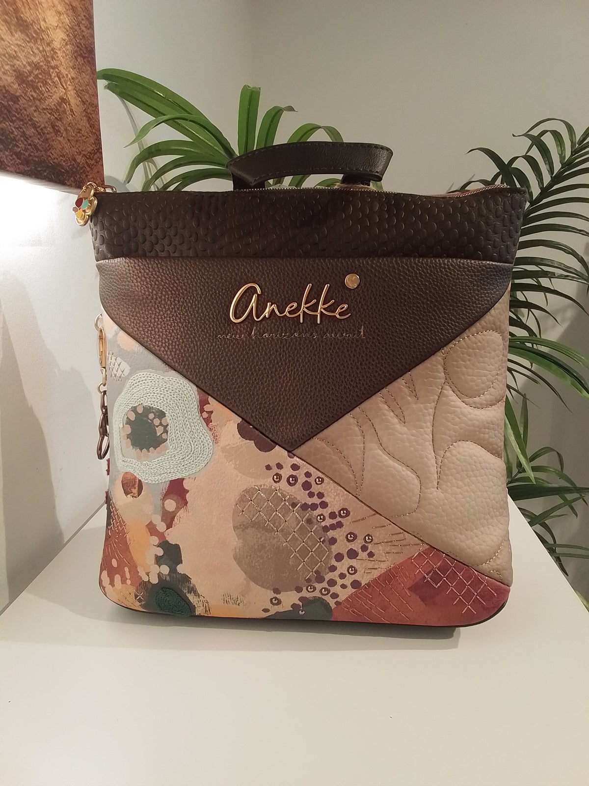 43715 ANEKKE