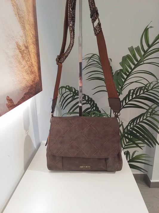SAC3-IN25 MOKA MUSTANG