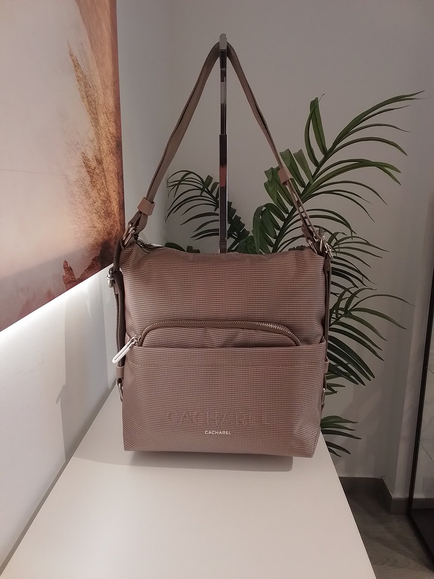 Ck251068-V25 BOLSO MOCHILA BEIGE CACHAREL