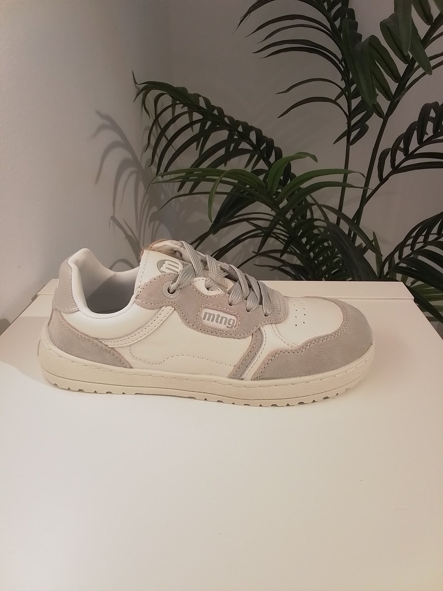 60950-IN25 BAREFOOT PIEL BLANCO MUSTANG