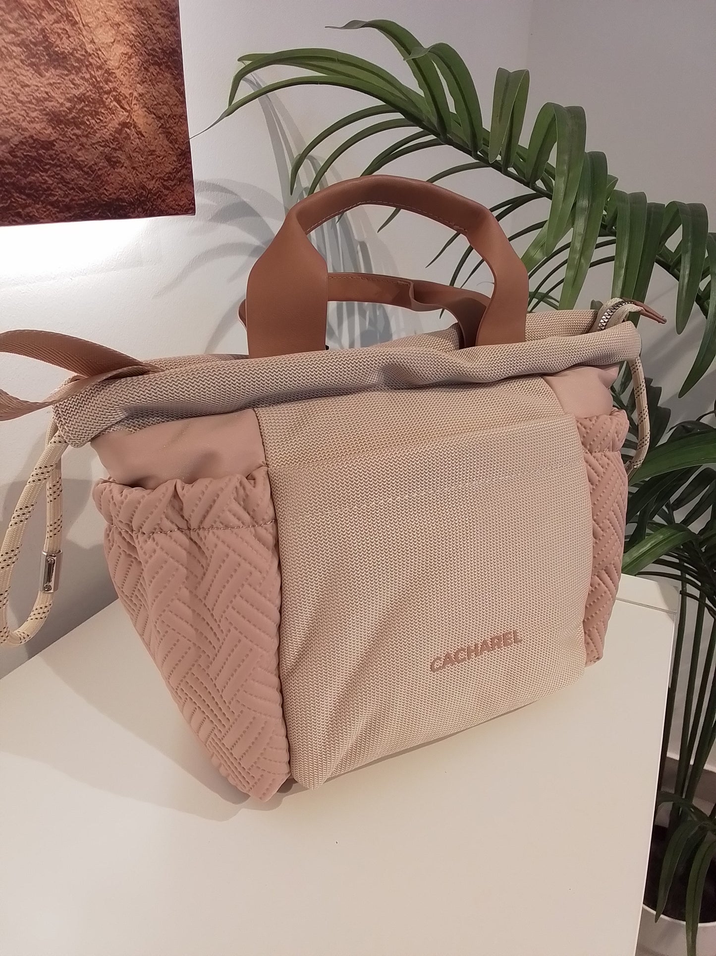 YY261149 BEIGE CACHAREL