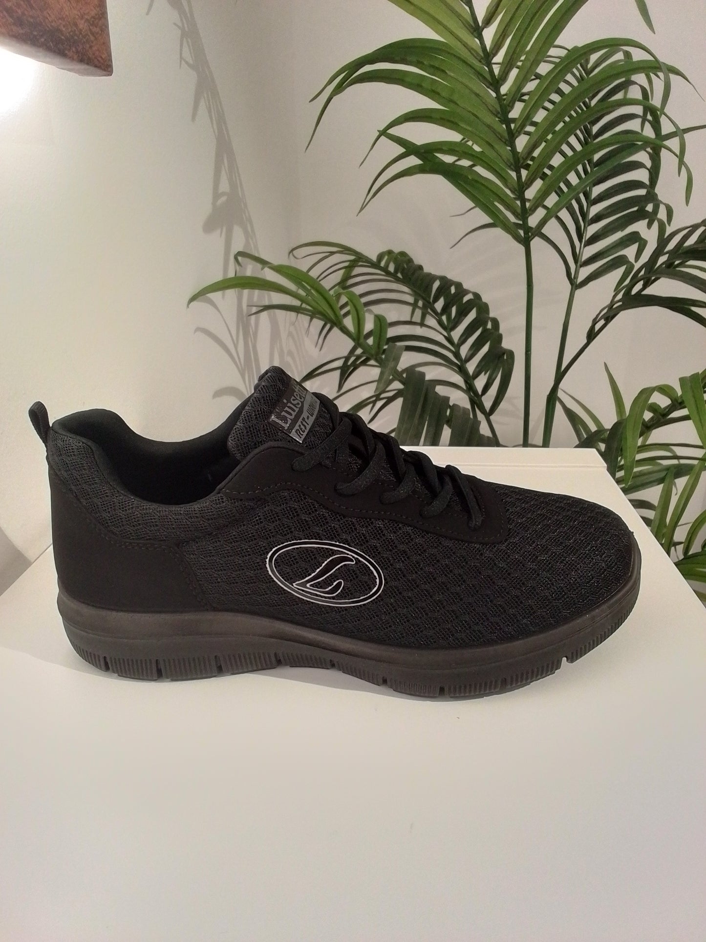31102ST-IN25 NEGRO LUISETTI