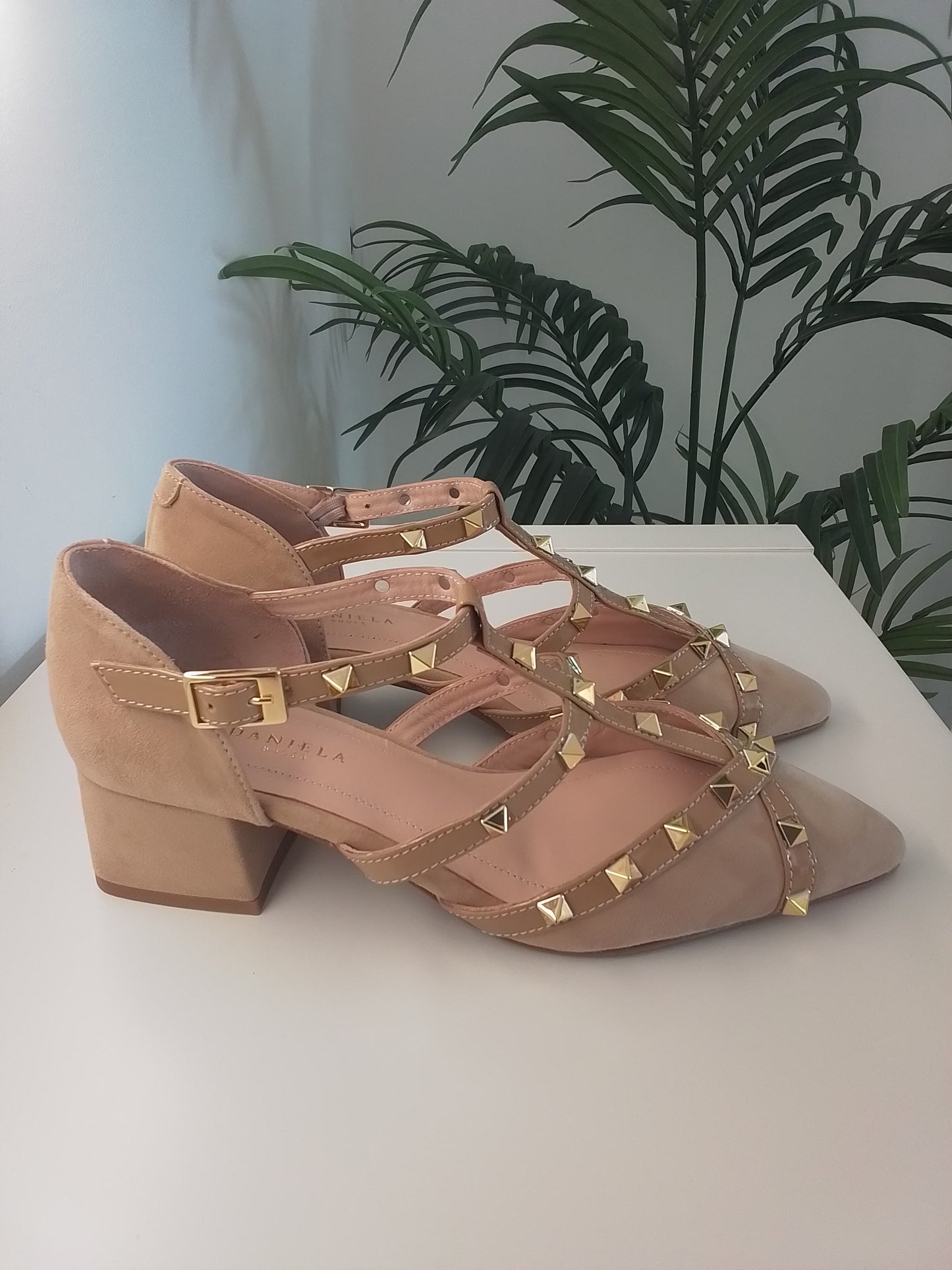 24581-IN25 BEIGE DANIELA