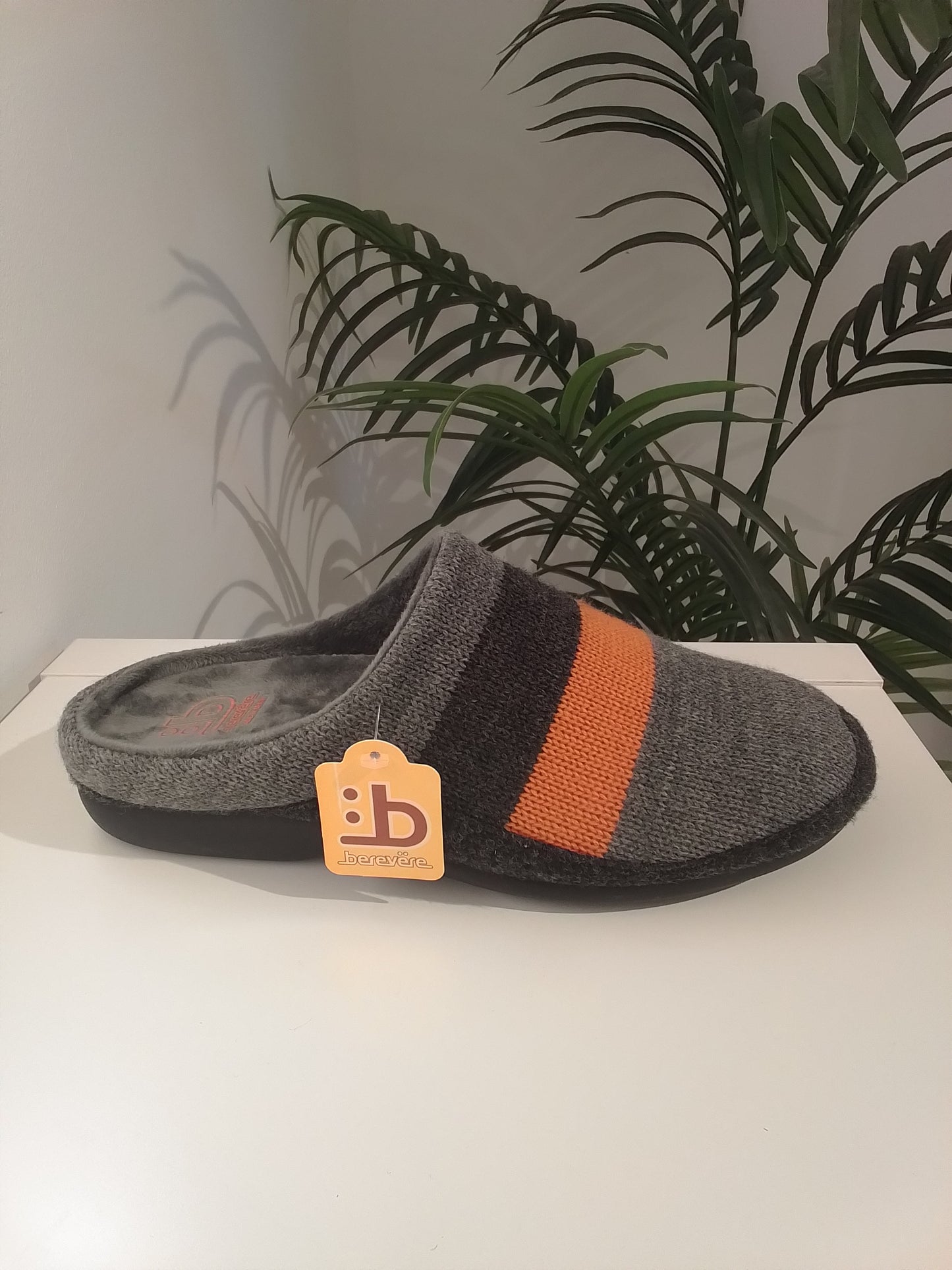 IN5670-IN25 GRIS BEREVËRE