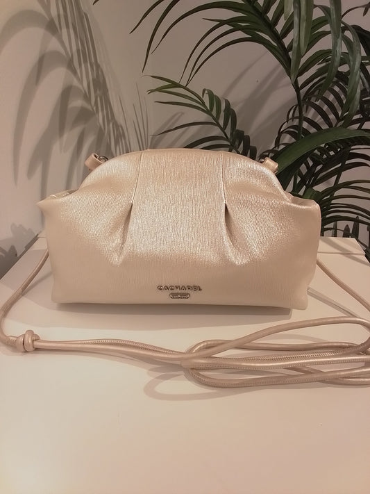 CP261081 ORO CACHAREL