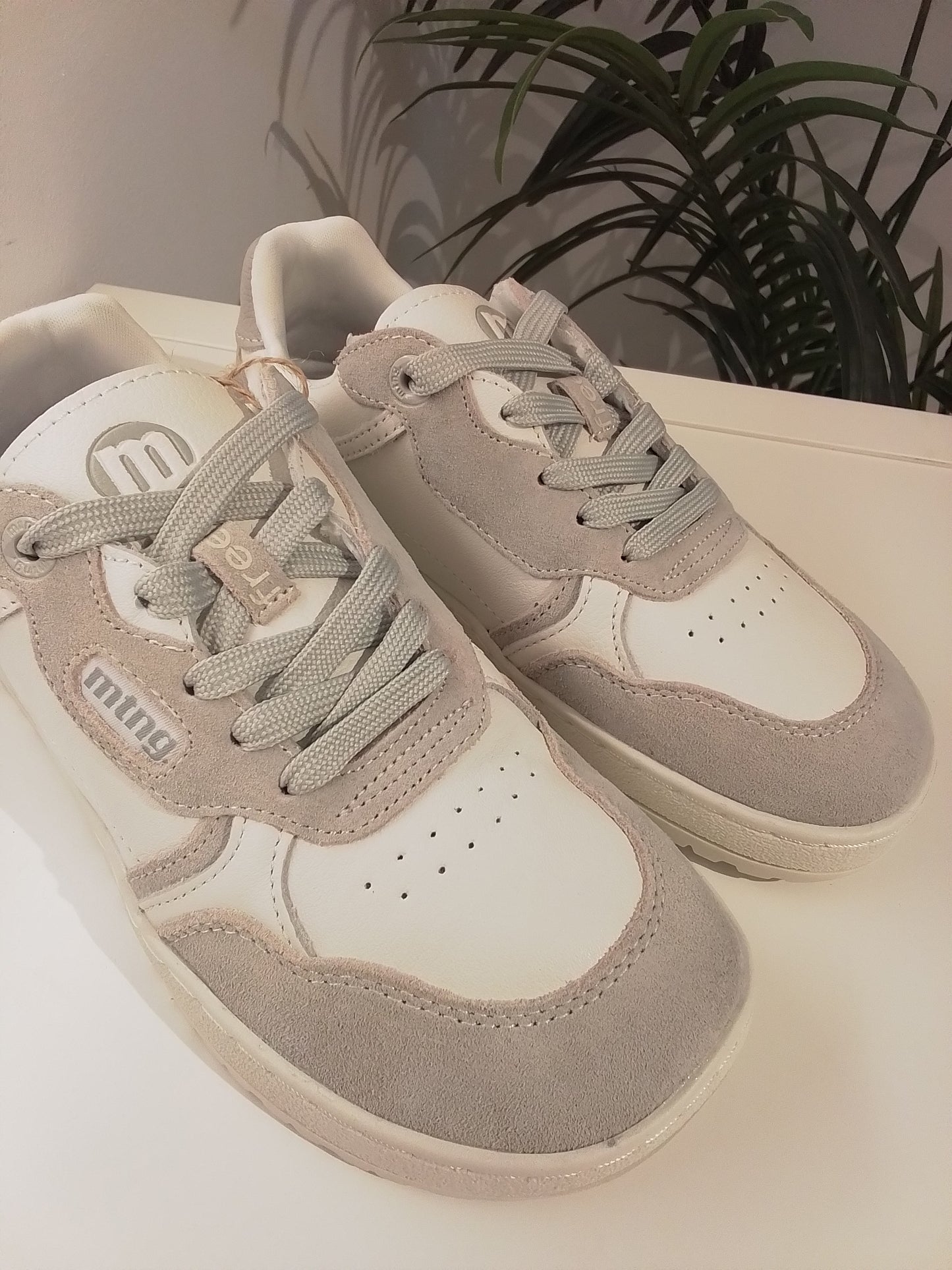 60950-IN25 BAREFOOT PIEL BLANCO MUSTANG