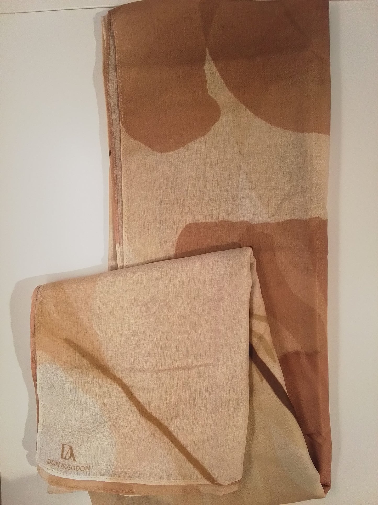 9668-IN25 PAÑUELO FLORES BEIGE DON