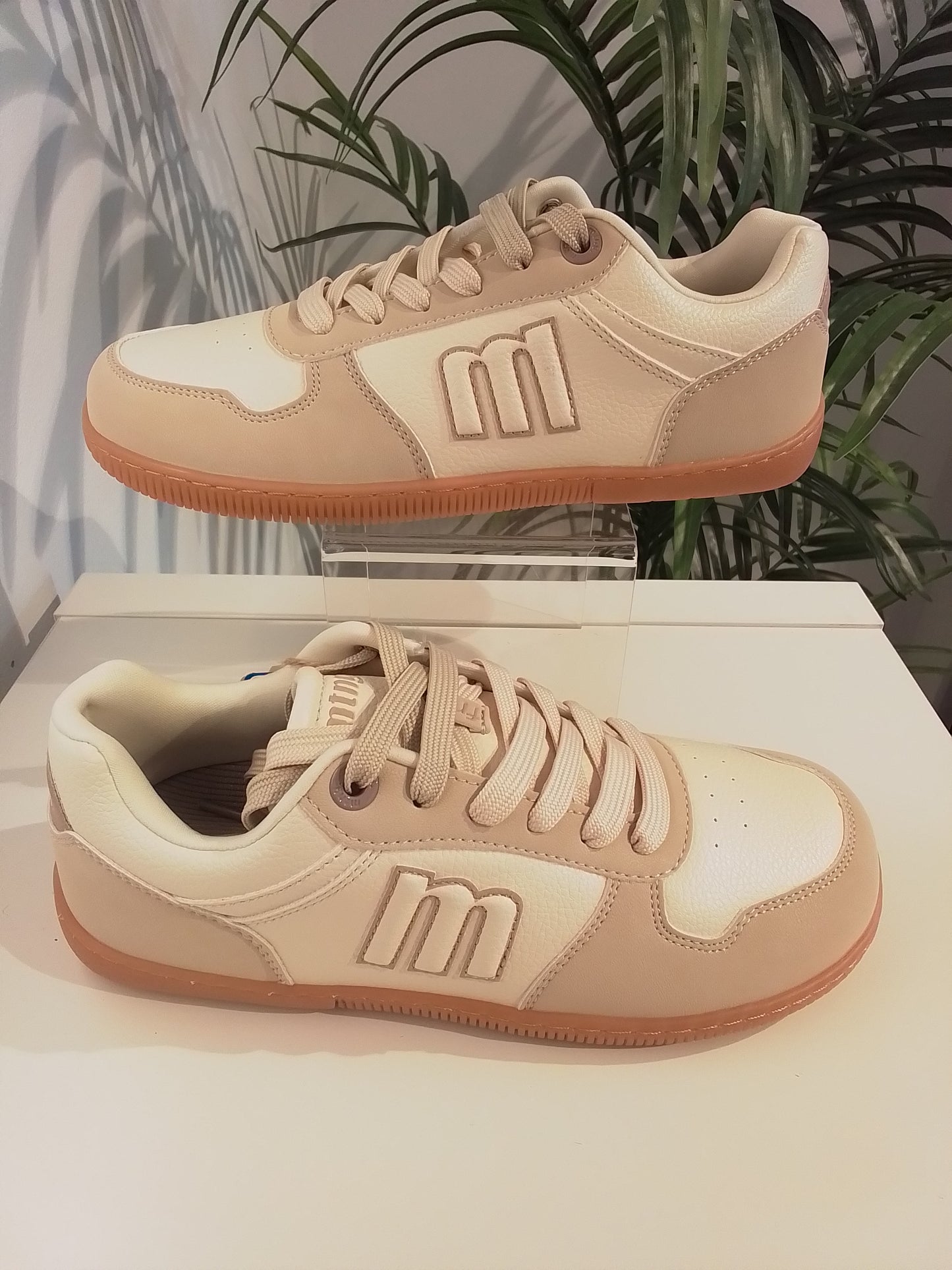 60840 HUESO MUSTANG  BAREFOOT