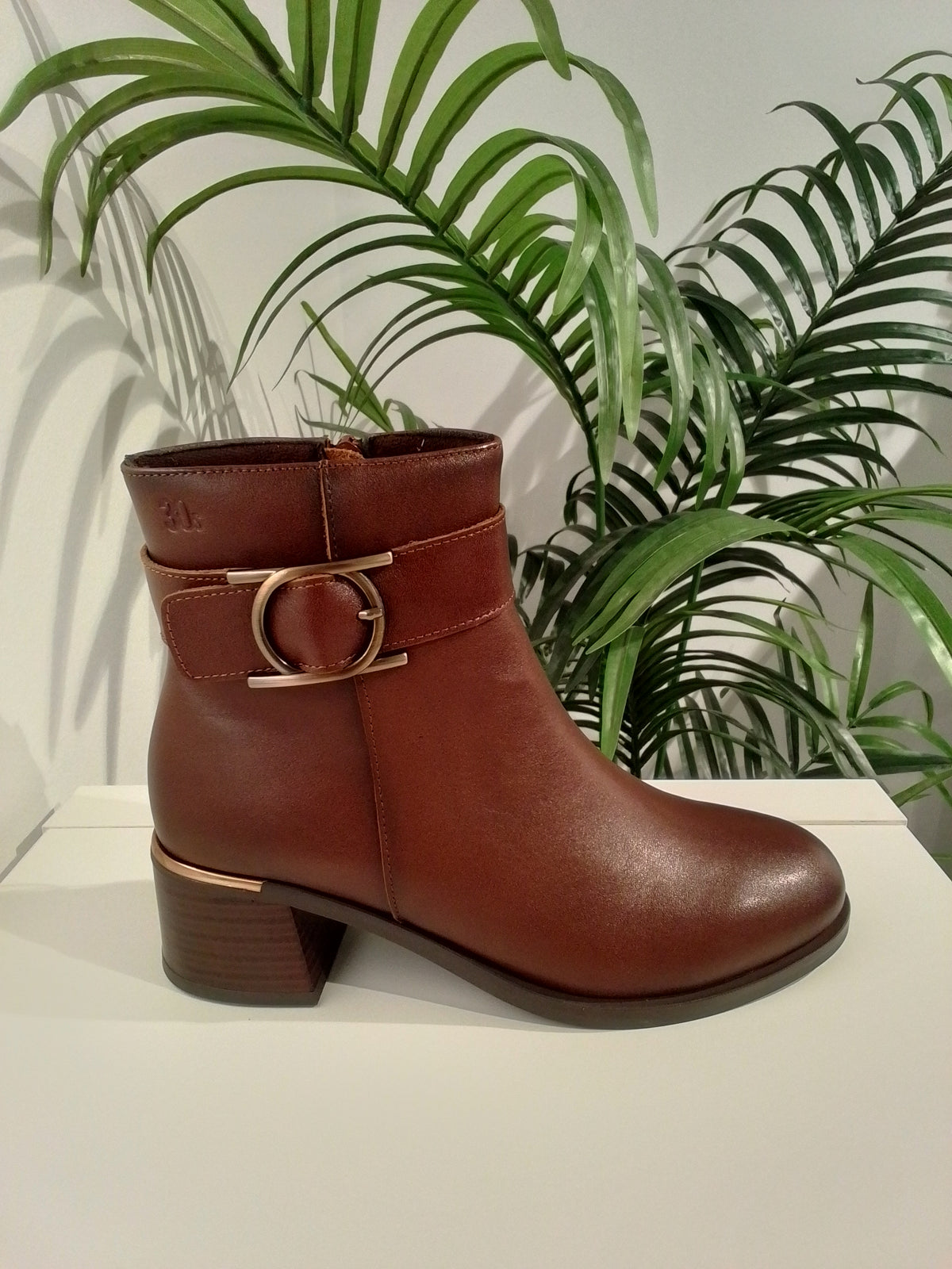 4632 CUERO TREINTAS
