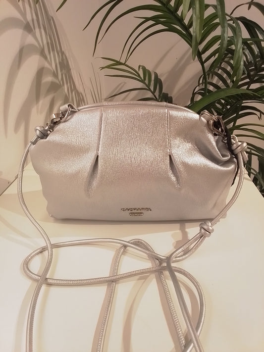 CP261081 PLATA CACHAREL