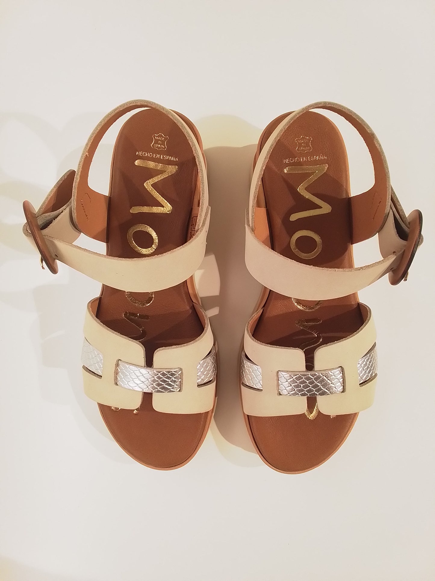 153576 BEIGE PLATA MOLONAS