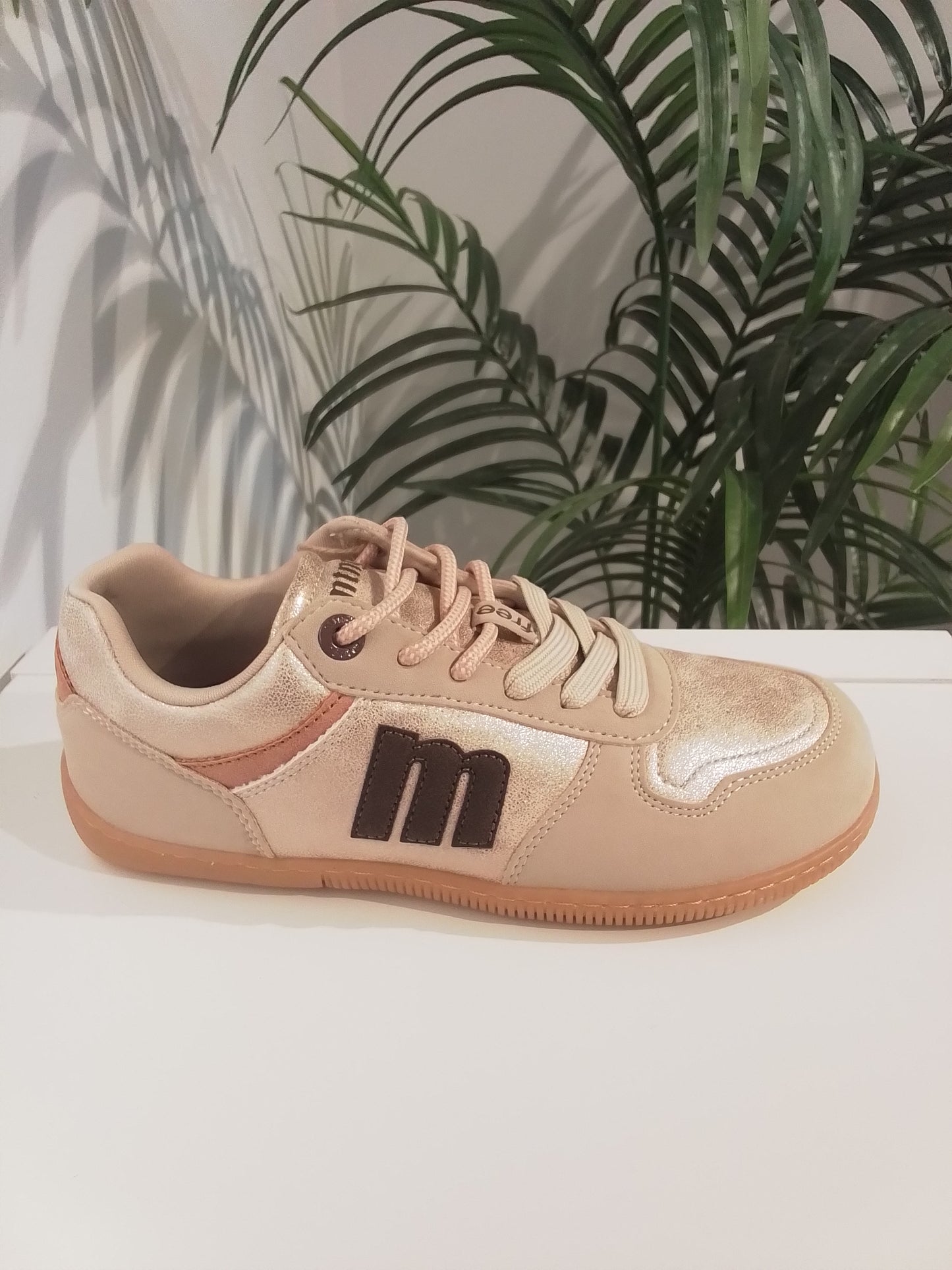 60840 ORO MUSTANG BAREFOOT