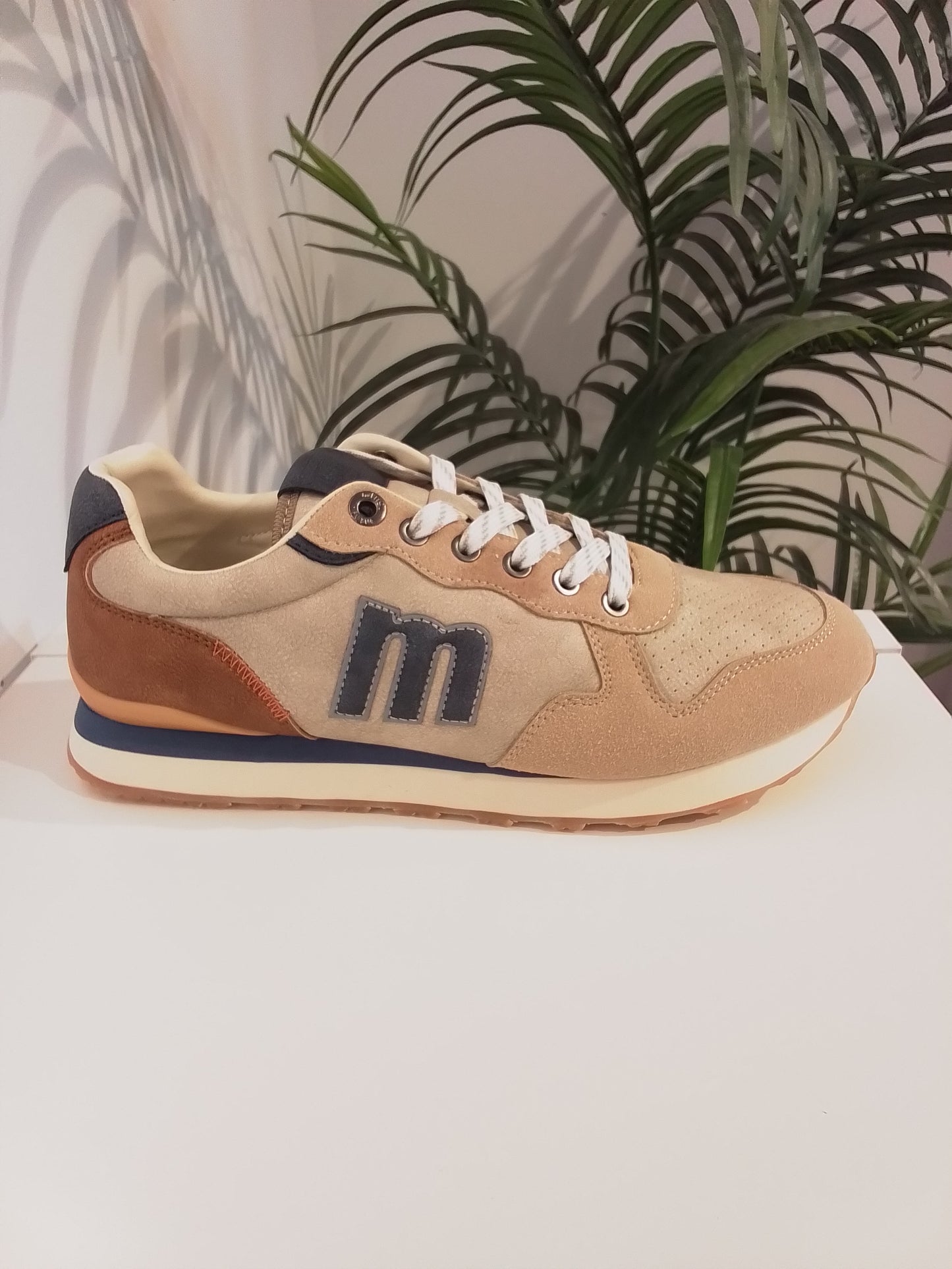 84835-V26 BEIGE MUSTANG PORLAND